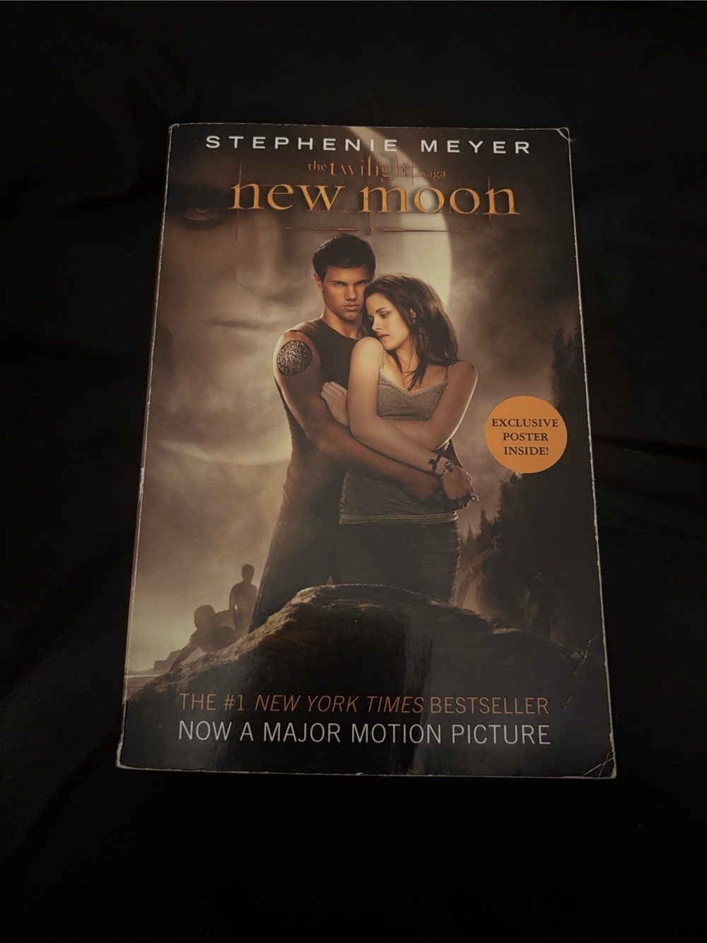 Stephenie Meyer "New Moon" Paperback Book - Brown/Black Cover